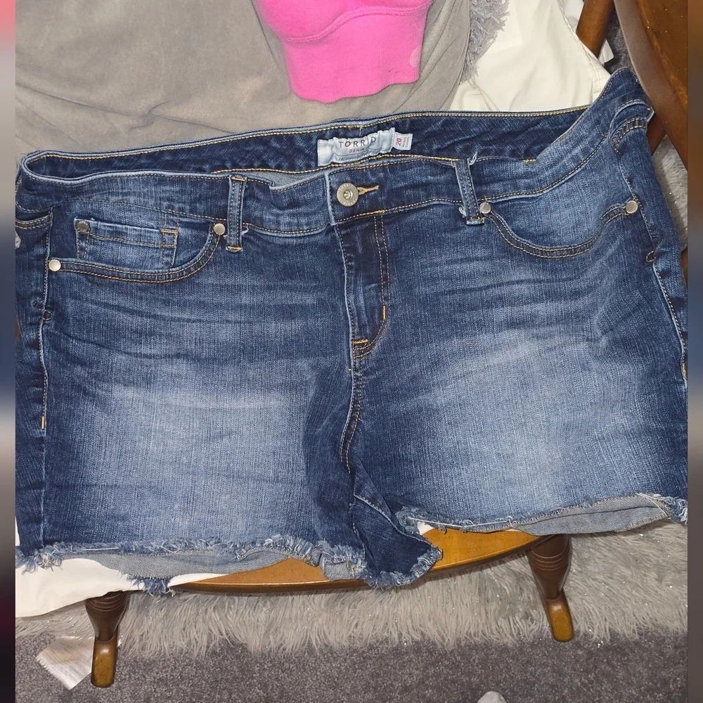 Torrid Denim Shorts Size 20